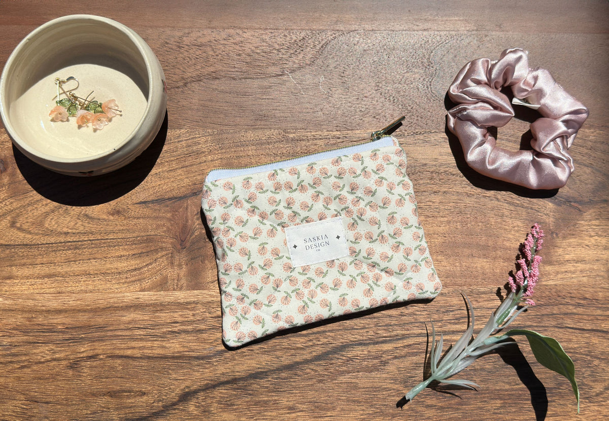 Pink Dandelion Quilted Zipper Pouch