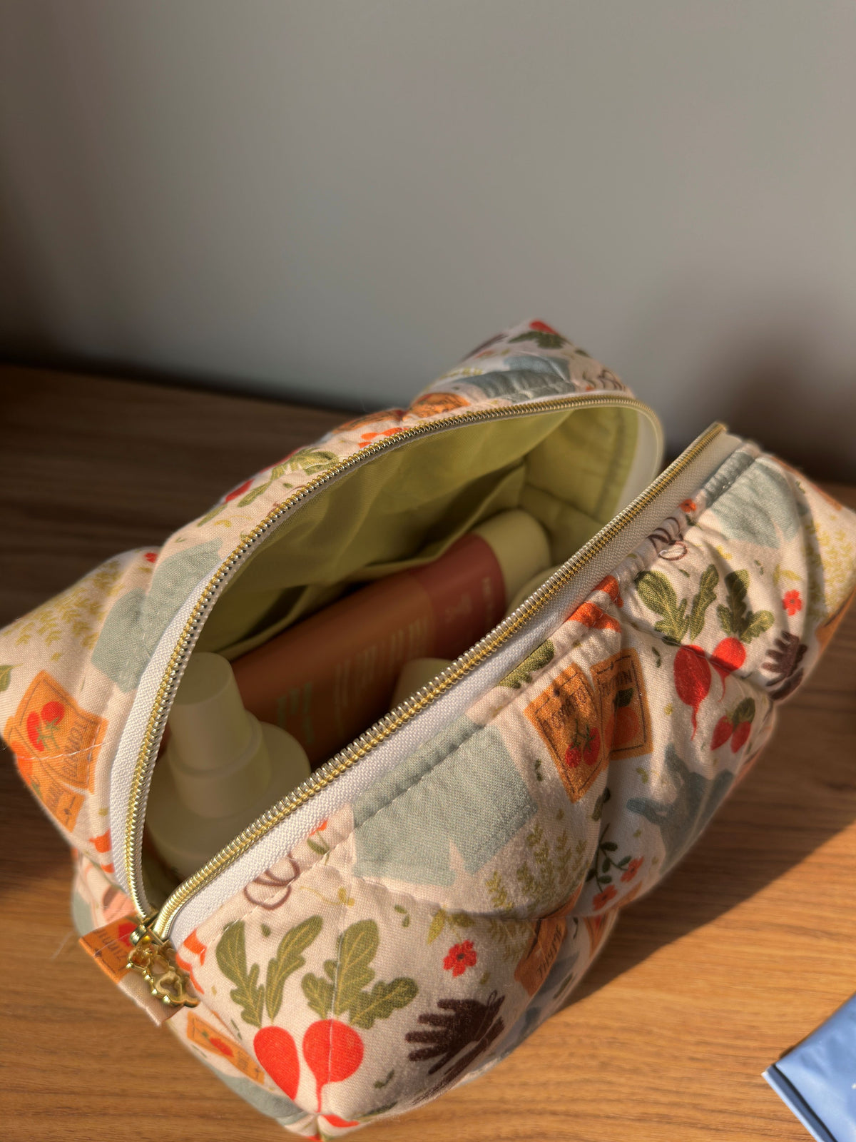 Gardening Quilted Carry All Bag