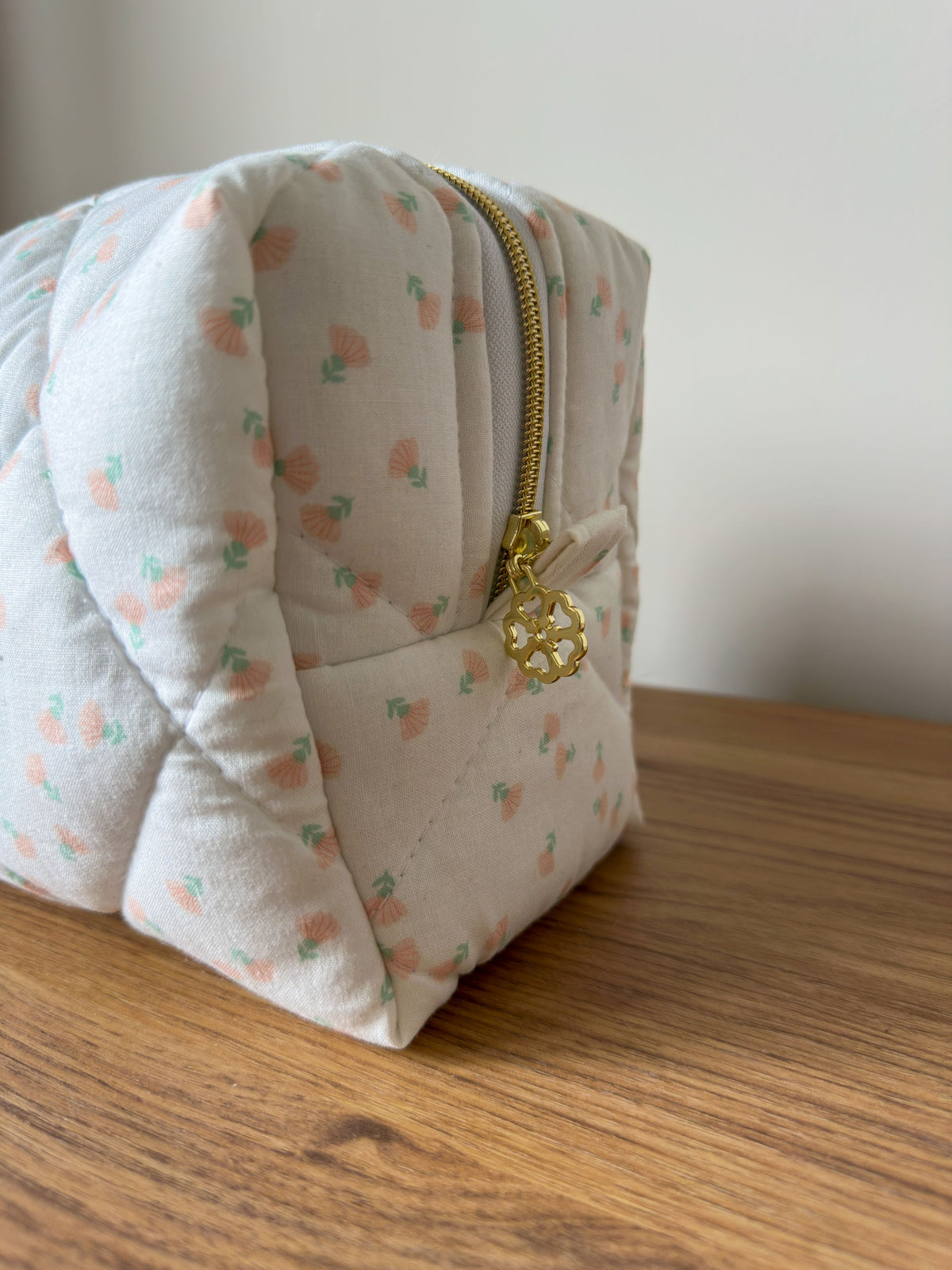 Hibiscus Quilted Carry All Bag