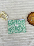 Daisy Fields Quilted Zipper Pouch