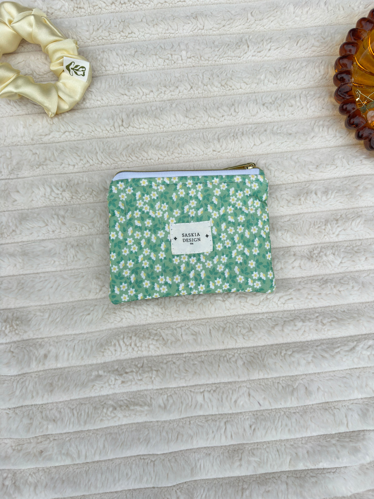 Daisy Fields Quilted Zipper Pouch