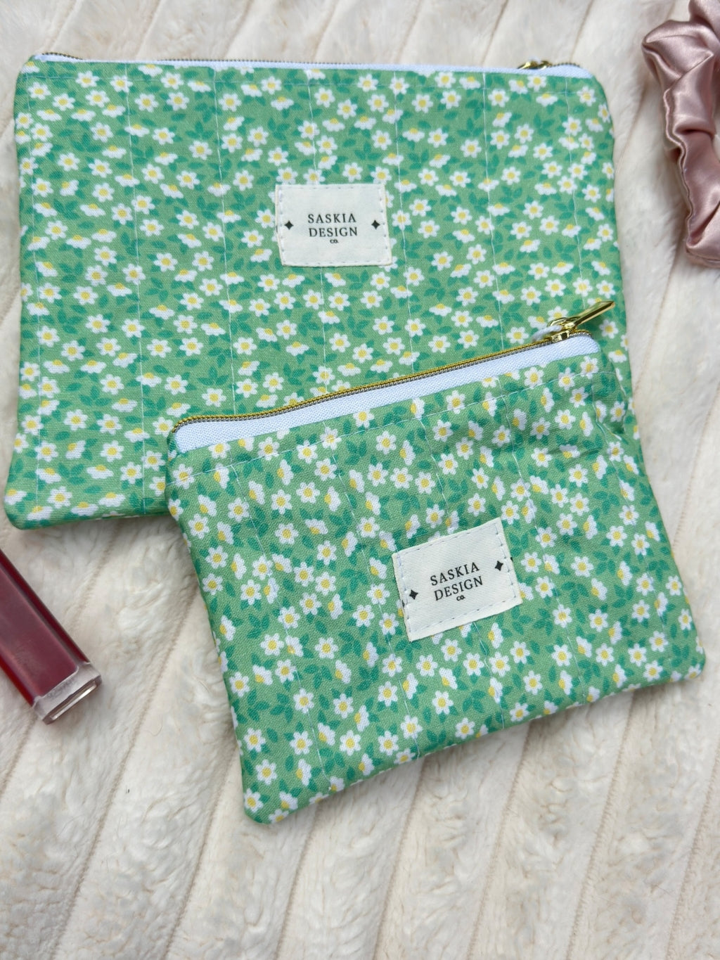 Daisy Fields Quilted Zipper Pouch