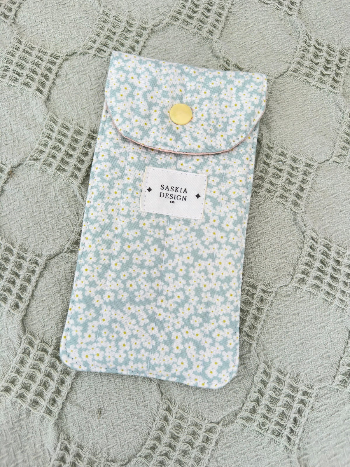 May Flowers Glasses Case