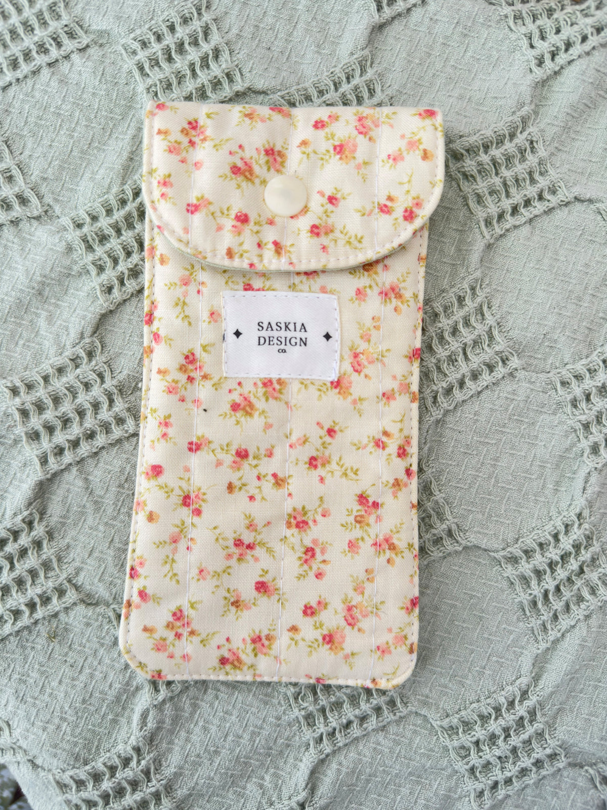 Rose Quilted Glasses Case